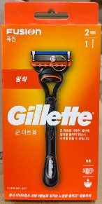 질레트 퓨전 매뉴얼 면도기 면도날2